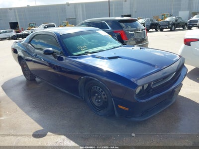 DODGE CHALLENGER 2013