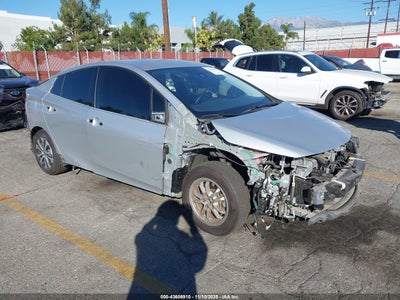 TOYOTA PRIUS PRIME 2020