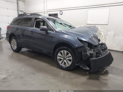 SUBARU OUTBACK 2017