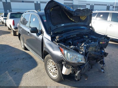 SUBARU FORESTER 2017