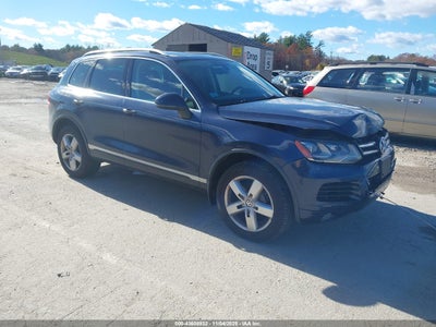 VOLKSWAGEN TOUAREG 2014