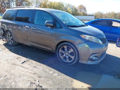 TOYOTA SIENNA 2014