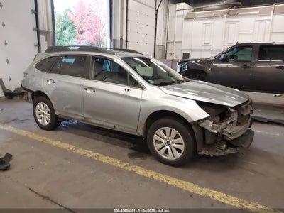 SUBARU OUTBACK 2018