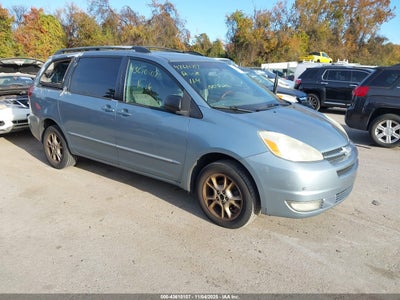 TOYOTA SIENNA 2005