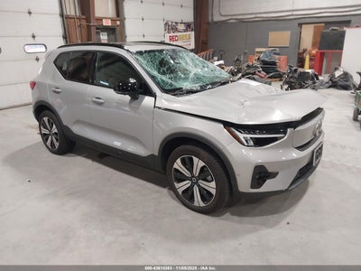 VOLVO XC40 RECHARGE PURE ELECTRIC 2023