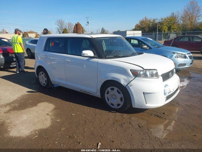 SCION XB 2009