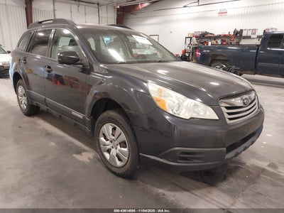 SUBARU OUTBACK 2011