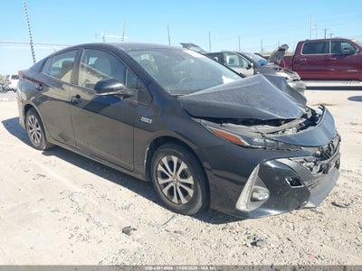 TOYOTA PRIUS PRIME 2021