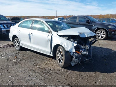 VOLKSWAGEN JETTA 2017
