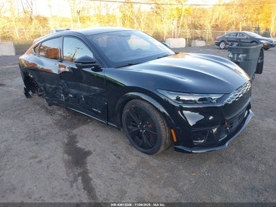 FORD MUSTANG MACH-E 2025