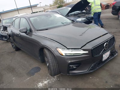VOLVO S60 2024