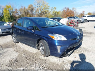 TOYOTA PRIUS 2014