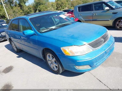 TOYOTA AVALON 2001