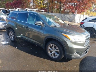 TOYOTA HIGHLANDER 2015