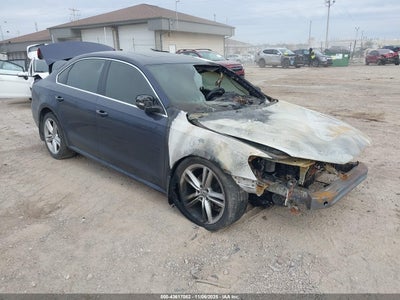 VOLKSWAGEN PASSAT 2015