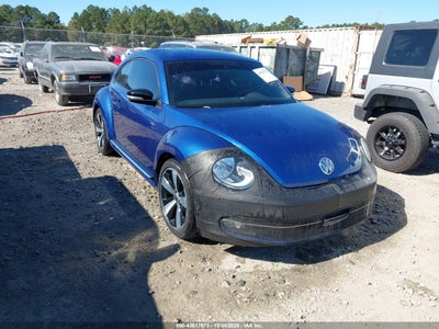 VOLKSWAGEN BEETLE 2012