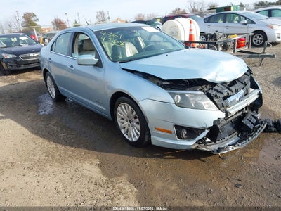 FORD FUSION HYBRID 2011