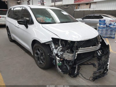 CHRYSLER PACIFICA HYBRID 2024