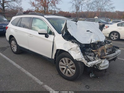 SUBARU OUTBACK 2017