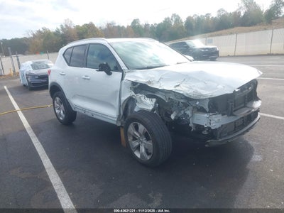 VOLVO XC40 2019