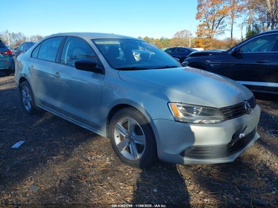 VOLKSWAGEN JETTA 2012