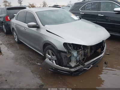 VOLKSWAGEN PASSAT 2013