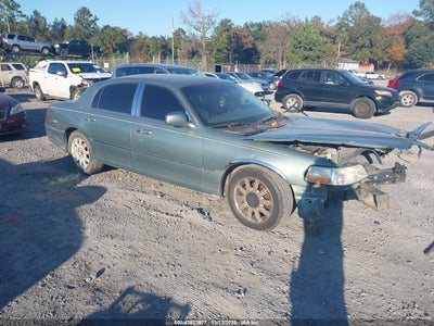 LINCOLN TOWN CAR 2006
