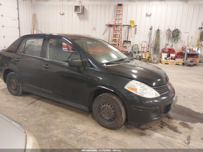 NISSAN VERSA 2010
