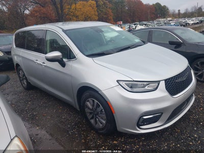 CHRYSLER PACIFICA HYBRID 2023