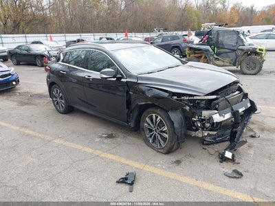 INFINITI QX30 2019