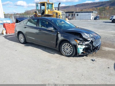 FORD FUSION HYBRID 2015