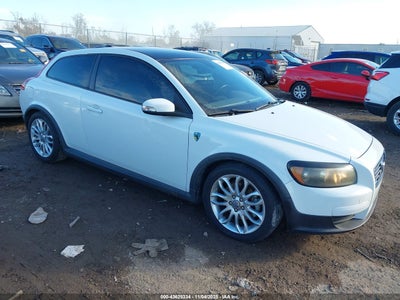 VOLVO C30 2009