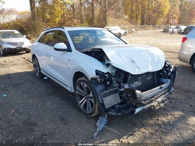 AUDI Q8 2020