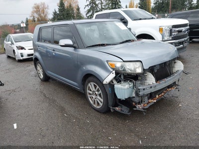 SCION XB 2012
