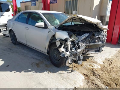 TOYOTA CAMRY HYBRID 2012