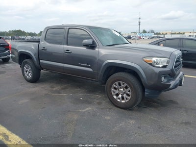 TOYOTA TACOMA 2017