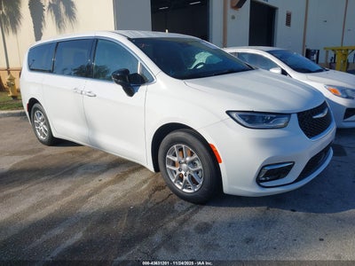 CHRYSLER PACIFICA 2026