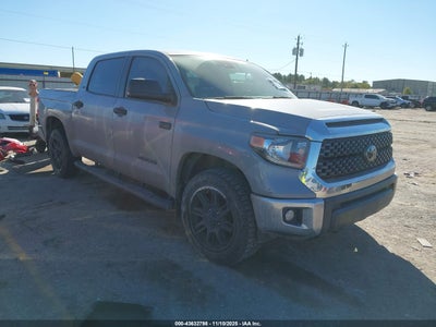 TOYOTA TUNDRA 2021