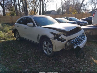 INFINITI FX35 2010