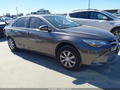 TOYOTA CAMRY 2015