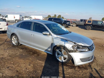 VOLKSWAGEN PASSAT 2012