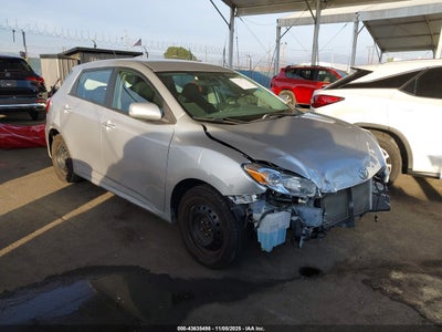 TOYOTA MATRIX 2011
