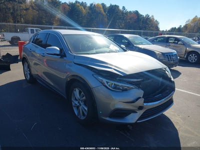 INFINITI QX30 2017