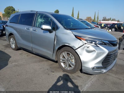 TOYOTA SIENNA 2022