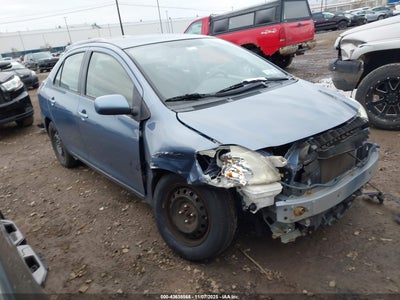 TOYOTA YARIS 2012