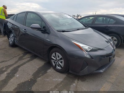 TOYOTA PRIUS 2018