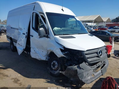 MERCEDES-BENZ SPRINTER 3500 2024