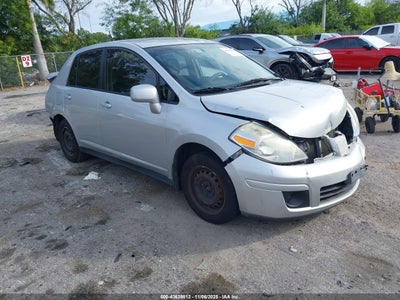 NISSAN VERSA 2010