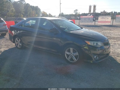TOYOTA CAMRY 2014