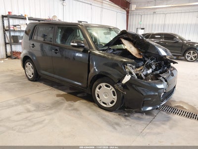 SCION XB 2013